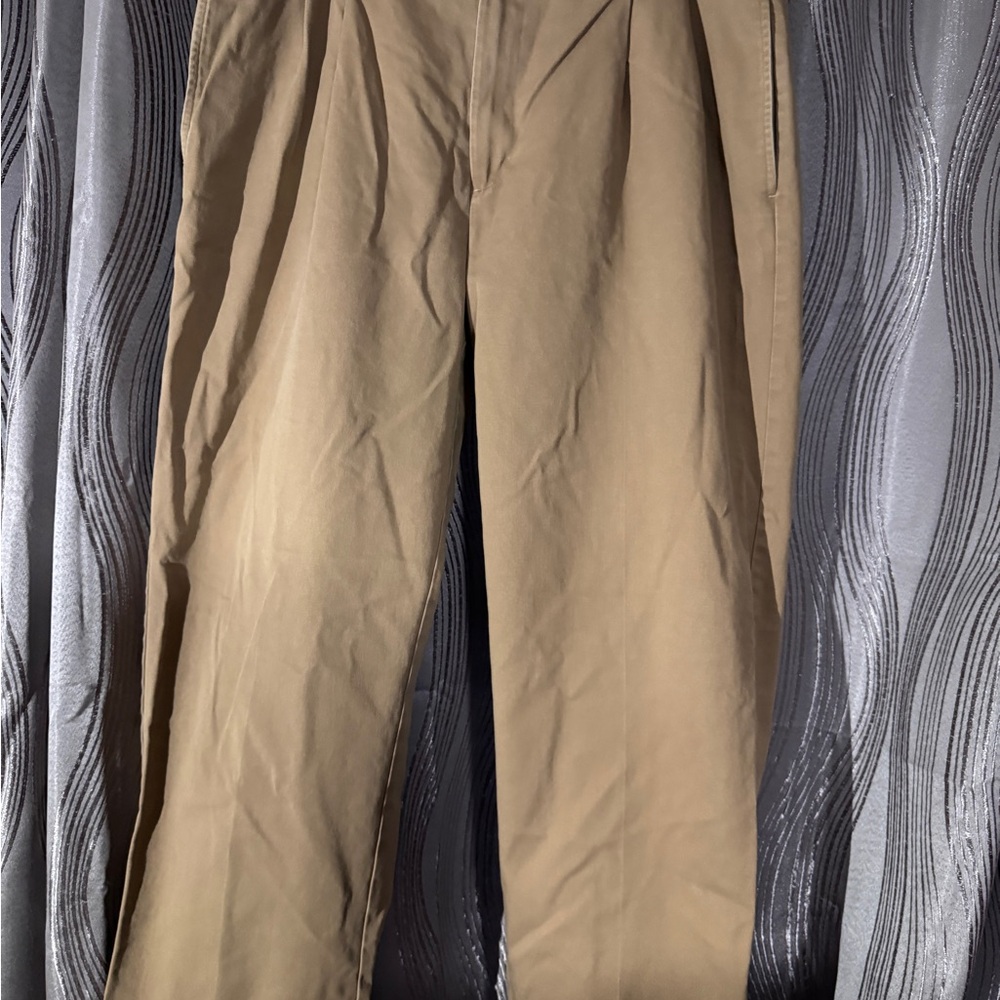 Izod Tan Chinos with Straight-Leg Fit and Textured Fabric